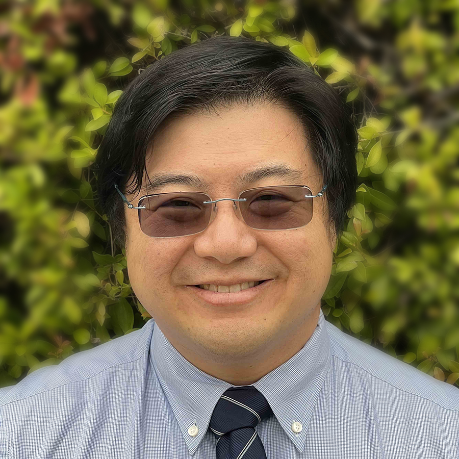 Dr.  Alexander Huang, M.D.