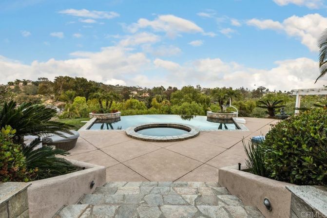 photo of dove song residential treatment center