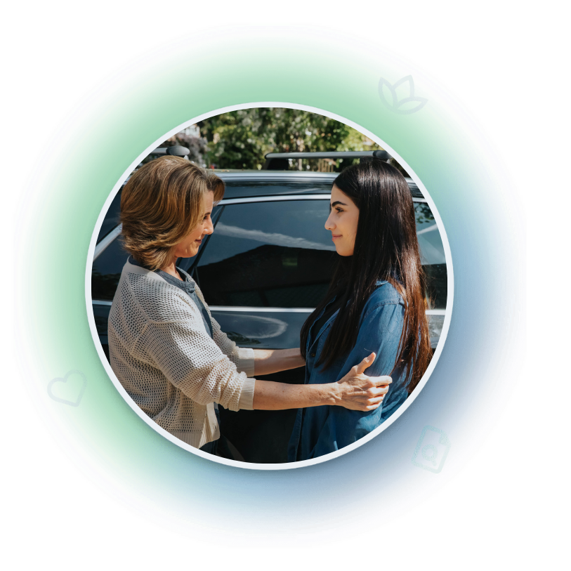 parent and child dropping off at treatment